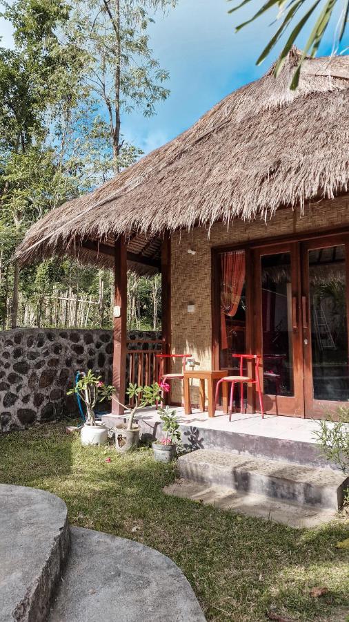 Kuta  Airas' Garden Homestay Eco Bungalows מראה חיצוני תמונה
