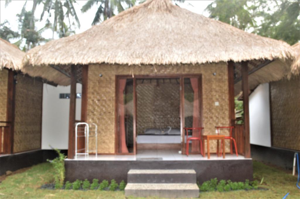 Kuta  Airas' Garden Homestay Eco Bungalows מראה חיצוני תמונה