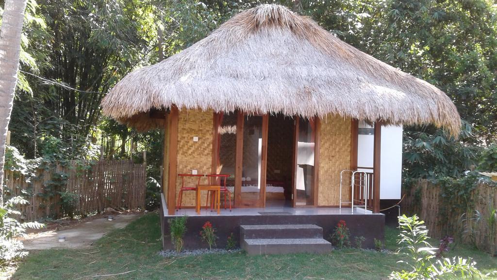 Kuta  Airas' Garden Homestay Eco Bungalows מראה חיצוני תמונה